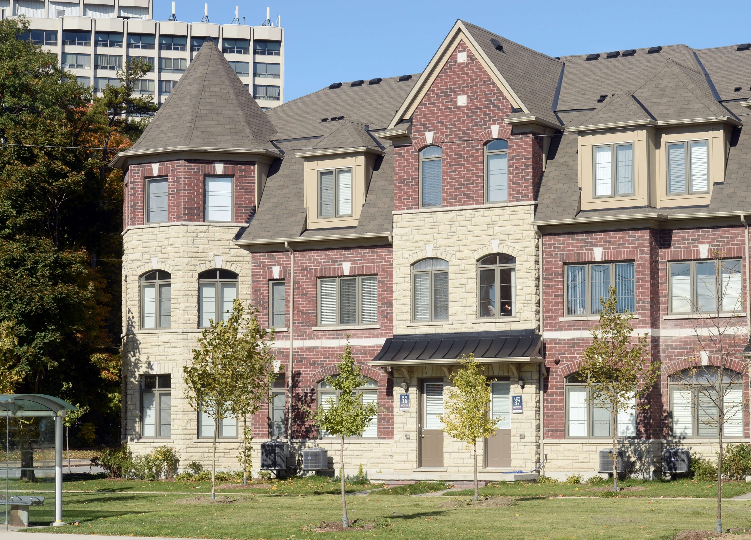 Past Communities Low Rise — rendering courtesy of National Homes
